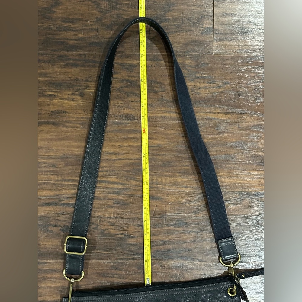 Fossil Women's Black Purse - Picture 16 of 16